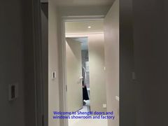 ประตูอลูมิเนียมสีเดียวกัน